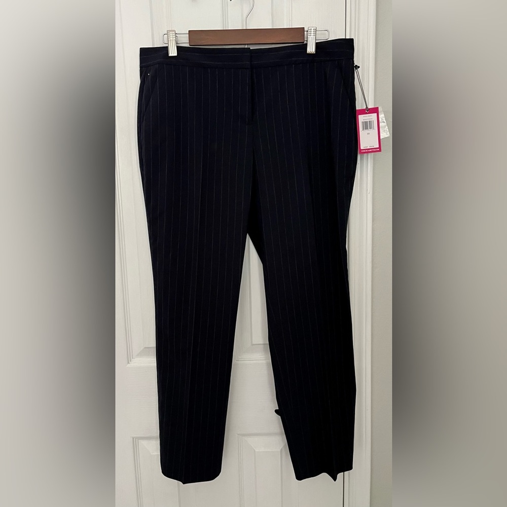 VINCE CAMUTO WOMENS DRESS PANTS, pinstriped, size 10